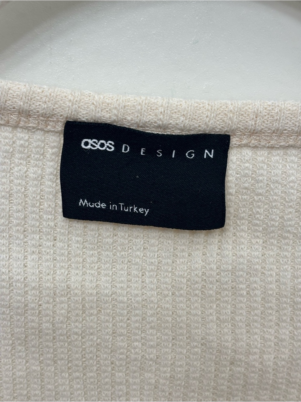 ASOS Cream Ribbed asymmetrical Button-Front V-Neck Top - Picture 5 of 9
